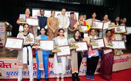 महिला सशक्तिकरण के लिए समर्पण के साथ कार्य करती रहेगी सरकार - सीएम धामी