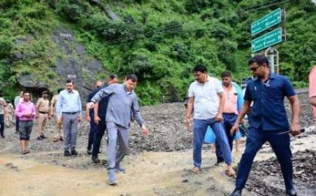 सीएम धामी ने अतिवृष्टि से प्रभावित क्षेत्रों का किया स्थलीय निरीक्षण