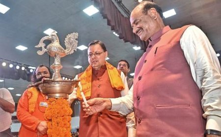 लोकसभा अध्यक्ष ओम बिरला एवं सीएम धामी देव संस्कृति विश्वविद्यालय हरिद्वार द्वारा आयोजित इण्डियन एआई समिट में हुए शामिल