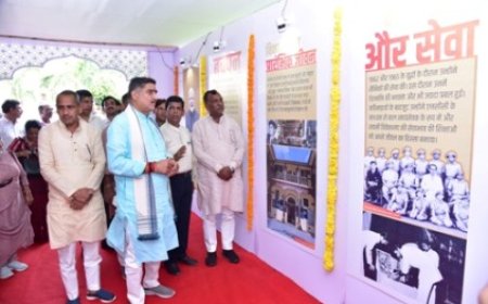 पीएम मोदी के व्यक्तित्व एवं कृतित्व पर आधारित प्रदर्शनी का हुआ शुभारंभ