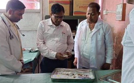 मुख्य चिकित्साधिकारी ने प्राथमिक स्वास्थ्य केन्द्र रानी का सराय का किया औचक निरीक्षण