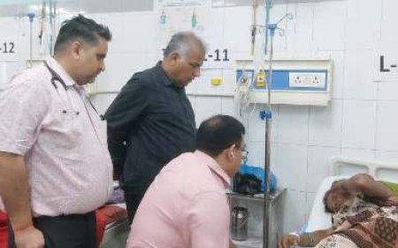 डीएम ने चिकित्सालय पहुंच कर वन्यजीव हमले में घायल महिला का जाना कुशल क्षेम