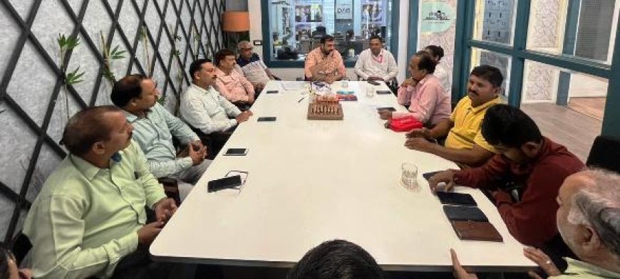 स्मॉल एंड मीडियम न्यूजपेपर्स फेडरेशन की बैठक में कई गंभीर मुद्दों पर हुई चर्चा