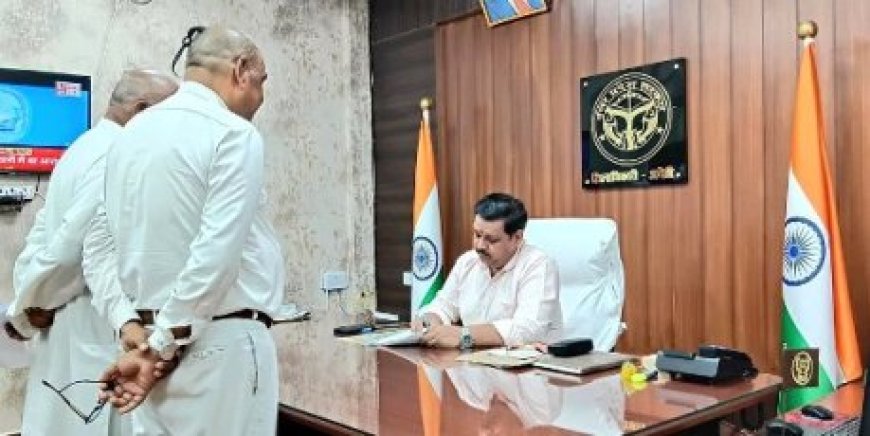 जिलाधिकारी ने जनसुनवाई में सुनी जनता की समस्याएं