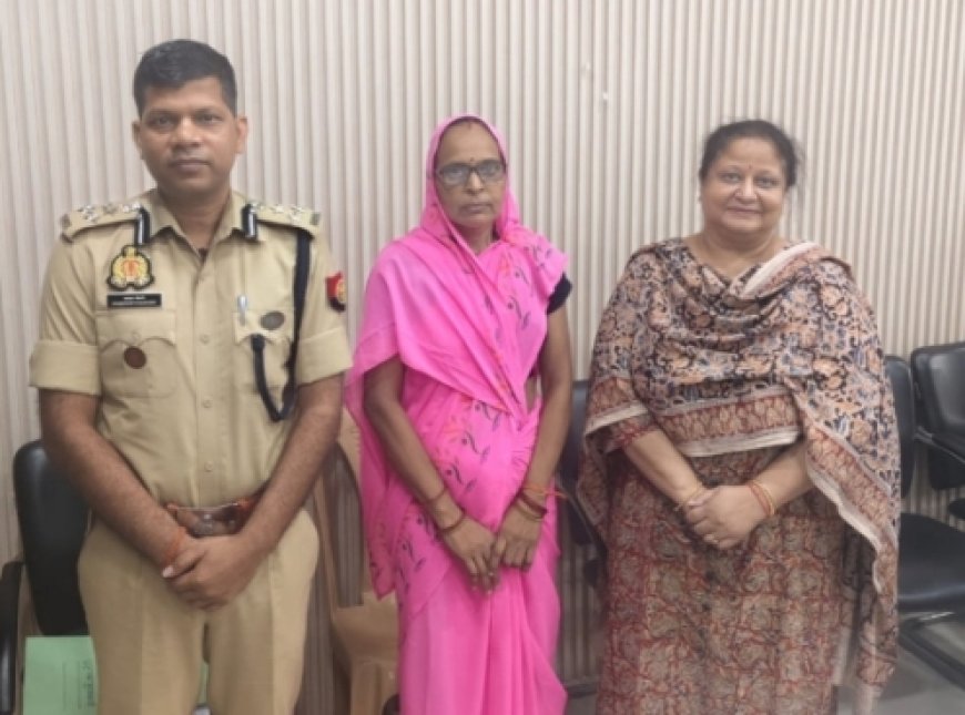 मिशन शक्ति 5.0 के शुभारंभ पर आंगनबाड़ी कार्यकत्री चन्द्रकला हुई सम्मानित