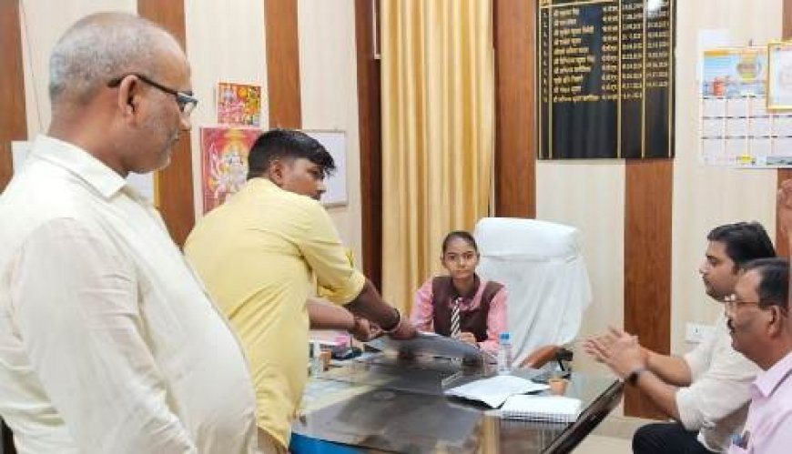 मिशन शक्ति अभियान के अंतर्गत कक्षा 8 की छात्रा कशिश मौर्य बनी एक दिन की एसडीएम