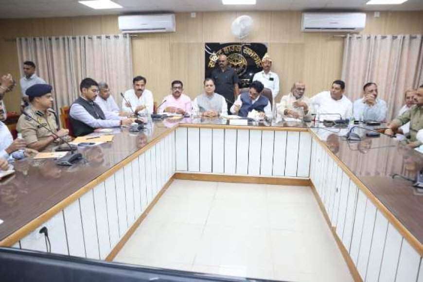 मतदाता सूची में अपना नाम दर्ज कराने के लिए पात्र नागरिक फार्म-18 स्नातक हेतु व फार्म-19 शिक्षक हेतु भरकर संबंधित मतदान केन्द्र पर उपलब्ध कराएं - हृषिकेश भास्कर यशोद