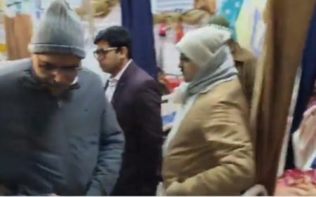 शीतलहर में डीएम का औचक निरीक्षण, व्यवस्थाओं की पोल खुली