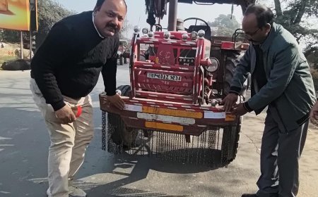 दो नक्का चौराहा तथा पारले चीनी मिल में आयोजित हुआ सड़क सुरक्षा जागरूकता कार्यक्रम