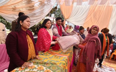 नानपारा के ग्राम नन्हू जोत में आयोजित हुआ कम्बल वितरण कार्यक्रम