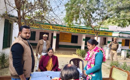 एसडीएम नानपारा ने बूथों का किया किया औचक निरीक्षण