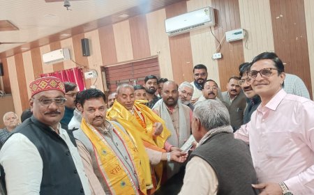 सहकारी ग्राम विकास बैंक के अध्यक्ष पद के लिए रामविलास श्रीवास ने किया नामांकन