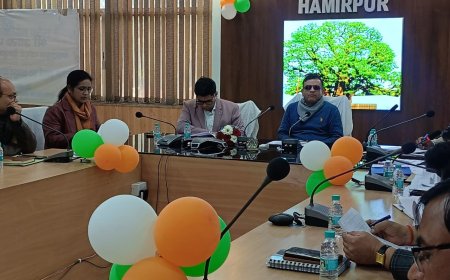 विशेष प्रागढ पुनरीक्षण संबंधी सभी राजनैतिक दलों बैठक कर एसआईआर की विस्तारपूर्वक जानकारी दी