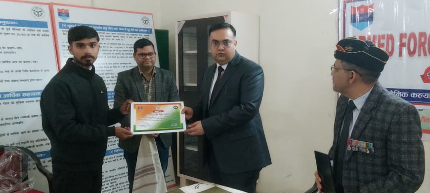 10वें आर्म्ड फोर्स वेटनर्स डे पर सम्मानित हुए भूतपूर्व सैनिक वीर नारियां