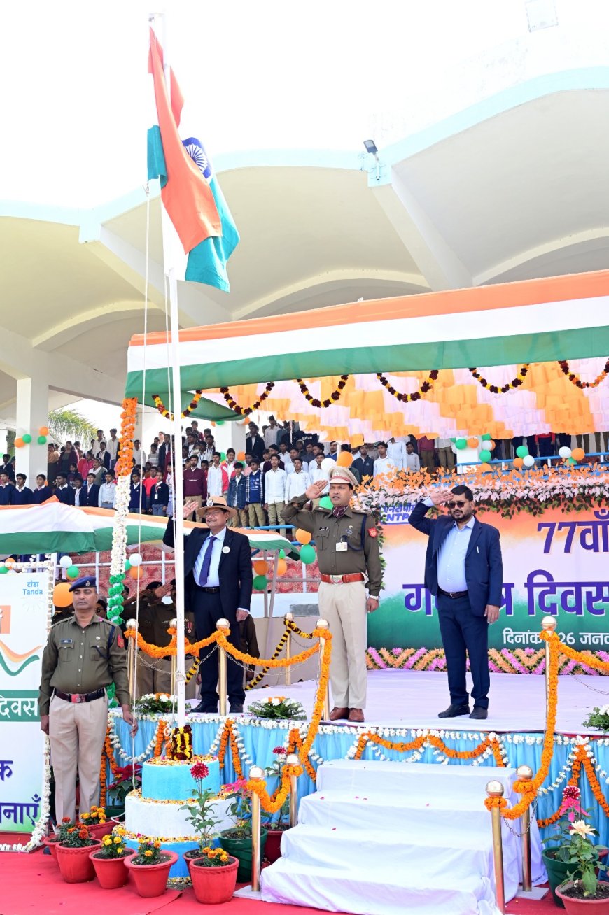 एनटीपीसी टांडा में हर्षाेल्लास एवं राष्ट्रभक्ति के वातावरण में मनाया गया 77वाँ गणतंत्र दिवस