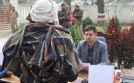 जन सुनवाई में जिलाधिकारी ने सुनी 112 शिकायतें