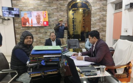 डीएम की जनसुनवाई में लगभग 91 शिकायतें हुई प्राप्त, अधिकांश शिकायतों का किया निस्तारण