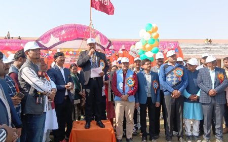 जिलाधिकारी ने किया जनपदीय बेसिक क्रीड़ा प्रतियोगिता का शुभारंभ