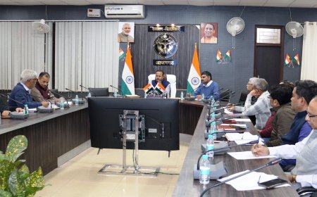 जिलाधिकारी की अध्यक्षता में खाद्य सुरक्षा एवं औषधि प्रशासन विभाग की जनपद स्तरीय खाद्य सुरक्षा सलाहकार समिति बैठक की गयी आयोजित