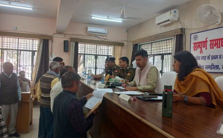 कल्याणकारी योजनाओं के पात्र व्यक्तियों को चिन्हित कर लाभान्वित करायें- अनुनय झा