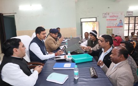 जिलाधिकारी की अध्यक्षता में तहसील नकुड़ में सम्पूर्ण समाधान दिवस सम्पन्न