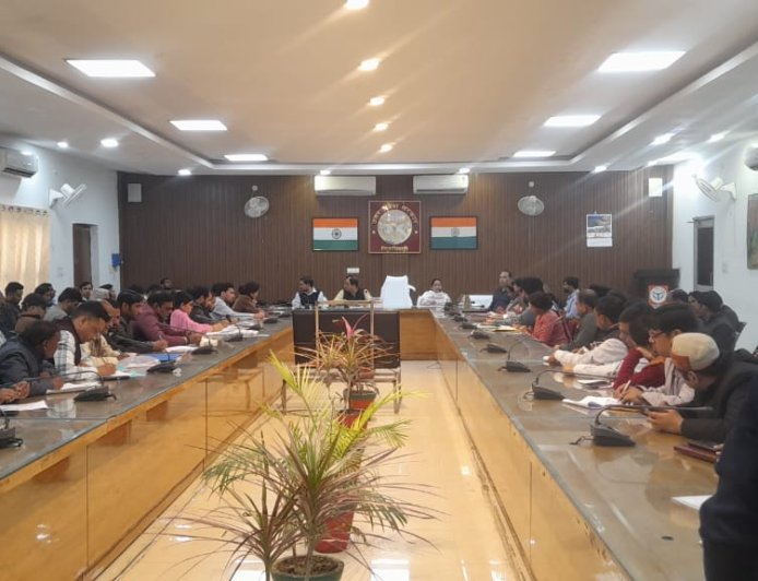 कोई भी अर्ह छात्र एवं युवा फार्म 06 भरने से न छूटे - संतोष बहादुर सिंह