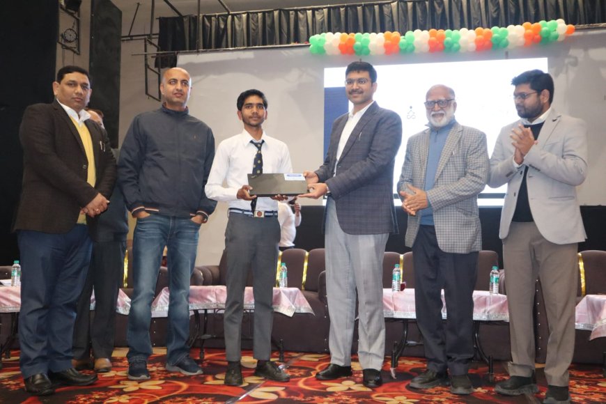 ज्ञानवर्धक कार्यक्रमों के आयोजन से बच्चें प्रोत्साहित होते हैं तथा बेहतर टैक्निक को जानने में मदद मिलती - जिलाधिकारी