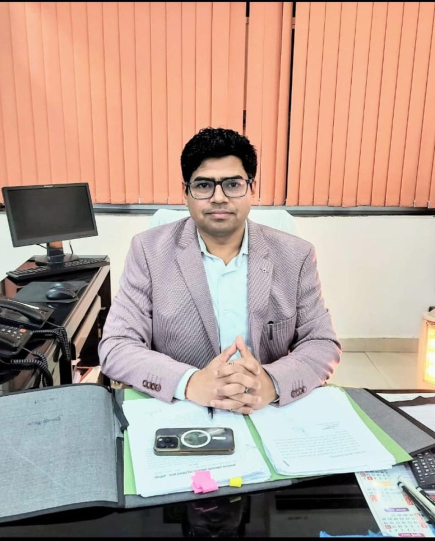 जिलाधिकारी के विजनरी नेतृत्व में हमीरपुर ने स्थापित किए सफलता के नए आयाम, मुख्यमंत्री डैशबोर्ड की रैंकिंग में प्रदेश में हासिल किया दूसरा स्थान