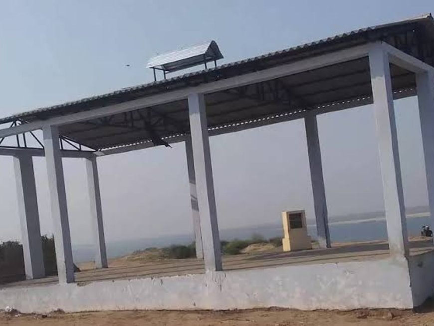 अंत्येष्टि स्थलों के निर्माण को लेकर जिला प्रशासन सख्त, समयबद्ध पूर्णता के निर्देश