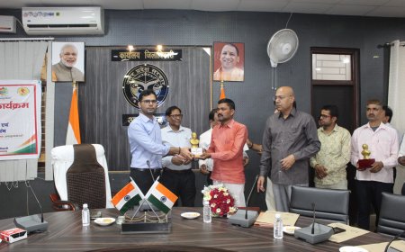 मुख्य विकास अधिकारी ने जनपद में 102 टीबी मुक्त ग्राम पंचायतों के ग्राम प्रधानों को किया सम्मानित