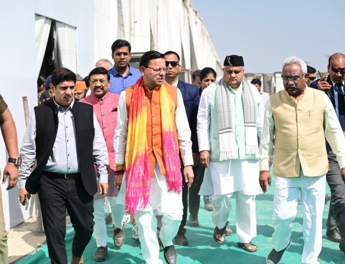 केन्द्रीय गृह एवं सहकारिता मंत्री के प्रस्तावित भ्रमण कार्यक्रम की तैयारियों का मुख्यमंत्री ने किया निरीक्षण