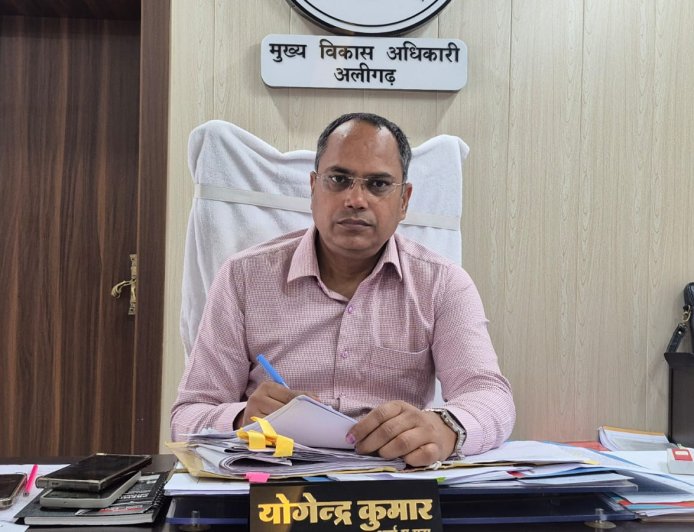 किसी भी निर्माण कार्य के प्रारंभ से पूर्व स्वीकृत नक्शा, डिजाइन, अनुमान और अन्य तकनीकी औपचारिकताओं का पूर्ण रूप से पालन कराया जाए - मुख्य विकास अधिकारी