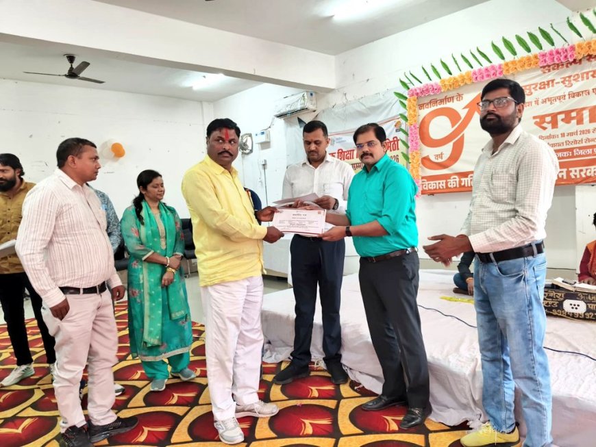 अमेठी में “नवनिर्माण के नौ वर्ष” मेले में योजनाओं की दी जा रही जानकारी, उत्कृष्ट फार्मस्टे व शिक्षक सम्मानित