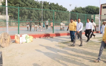 सुखदेव पहलवान स्पोर्ट्स स्टेडियम का जिलाधिकारी ने किया औचक निरीक्षण