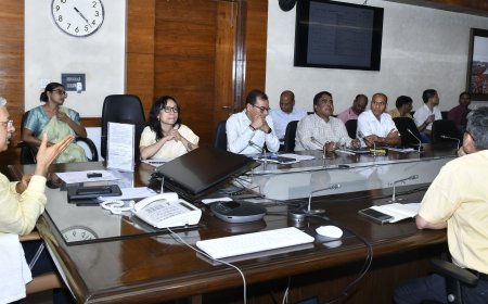 मुख्य सचिव ने की निर्माणाधीन विश्वविद्यालयों की प्रगति की समीक्षा