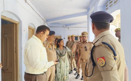 परीक्षा केन्द्र तारा गर्ल्स इण्टर कालेज का डीएम व एसपी ने किया निरीक्षण