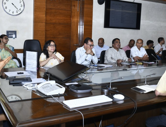 मुख्य सचिव ने की निर्माणाधीन विश्वविद्यालयों की प्रगति की समीक्षा