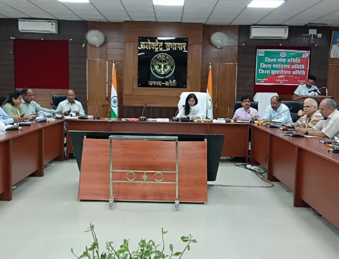 मुख्य विकास अधिकारी की अध्यक्षता में विकास कार्यों व निर्माण कार्यों (सीएम डैशबोर्ड) की मासिक समीक्षा बैठक हुई आयोजित