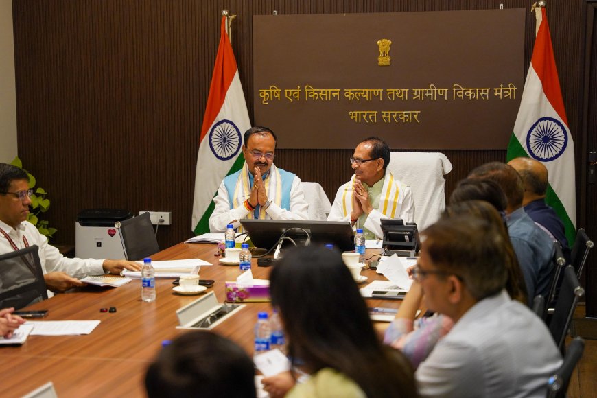 शिवराज सिंह चौहान के आवास पर केशव प्रसाद मौर्य ने की शिष्टाचार भेंट