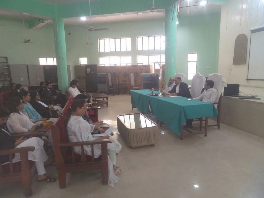 09 मई क़ो आयोजित होने वाले राष्ट्रीय लोक अदालत को सफल बनाये जाने हेतु बैठक का हुआ आयोजन