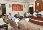 जनपद में कानून व्यवस्था एवं शांति व्यवस्था बनाए रखना प्रशासन व पुलिस की सर्वाेच्च प्राथमिकता  - जिलाधिकारी