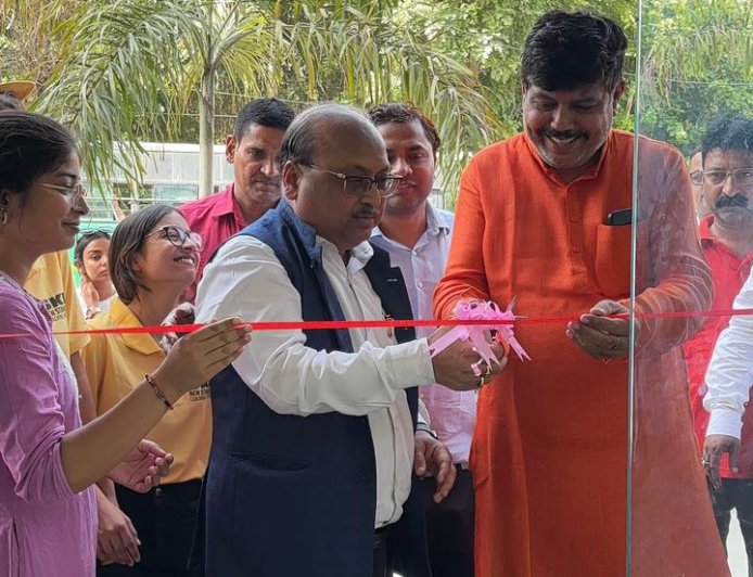 एसकेडी न्यू स्टैंडर्ड नीट एवं जेई कोचिंग की नई शाखा का आशियाना में उद्घाटन