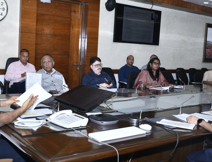 मुख्य सचिव की अध्यक्षता में निजी क्षेत्र के अन्तर्गत विश्वविद्यालय की स्थापना के लिए गठित उच्च स्तरीय समिति की बैठक आयोजित