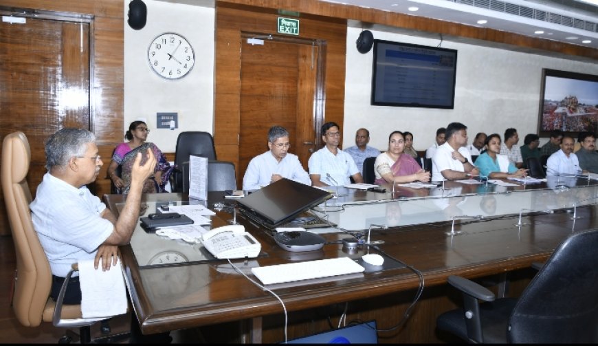 मुख्य सचिव ने मंडलायुक्तों और डीएम को दिए सख्त निर्देश, नकलविहीन, पारदर्शी एवं निष्पक्ष हो भर्ती परीक्षा