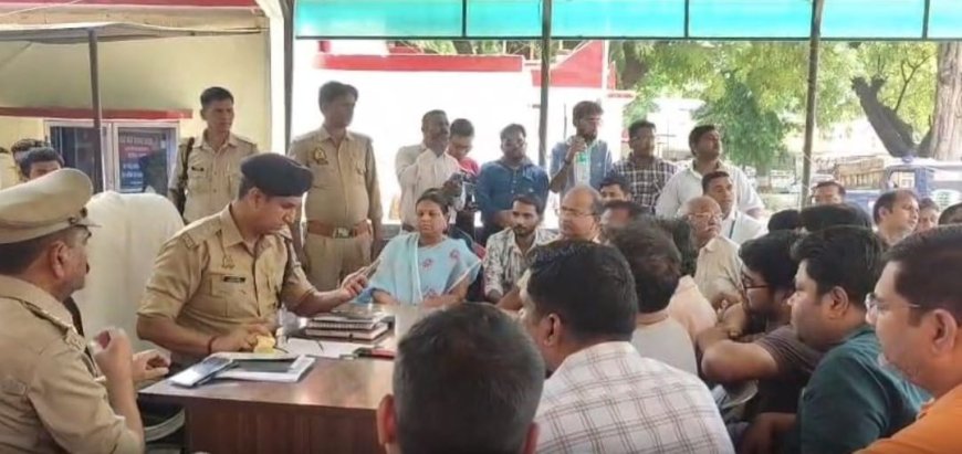 जिला अस्पताल में युवक की मौत के बाद बवाल, डॉक्टरों से मारपीट