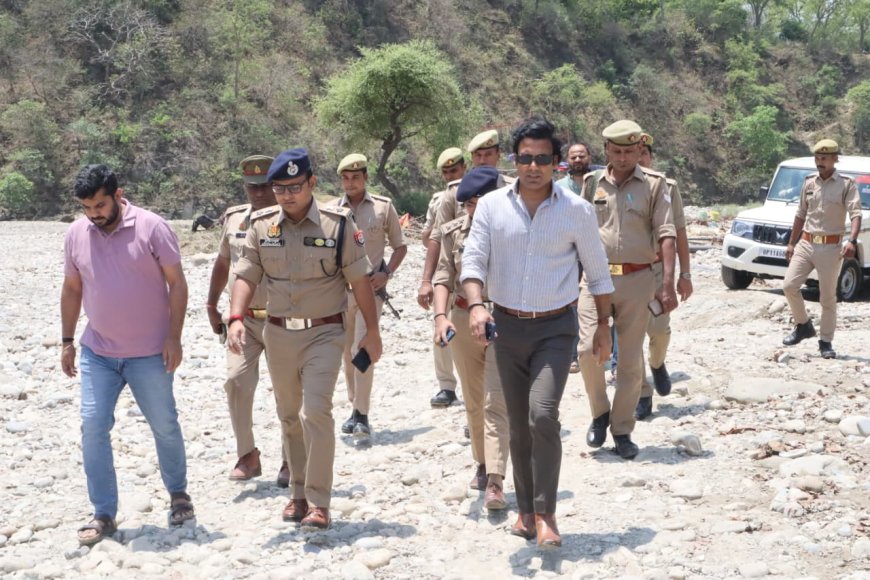 डीएम एवं एसएसपी ने माँ शाकम्भरी देवी मंदिर क्षेत्र का किया भौतिक निरीक्षण