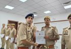 मानवीय एवं सराहनीय कार्य करने वाले यूपी-112 कर्मियों को प्रशस्ति पत्र देकर किया गया सम्मानित