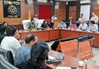 जिलाधिकारी ने की कर-करेत्तर, राजस्व वसूली एवं राजस्व कार्यों की समीक्षा