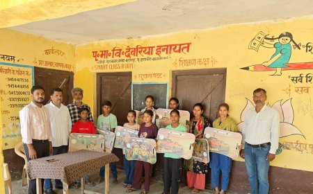 मेधावी छात्रों को स्टडी टेबल वितरण, शिक्षा को बढ़ावा देने की पहल