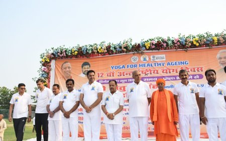 अन्तर्राष्ट्रीय योग दिवस पर जिला स्पोर्टस स्टेडियम मेें आयोजित हुआ योगाभ्यास कार्यक्रम
